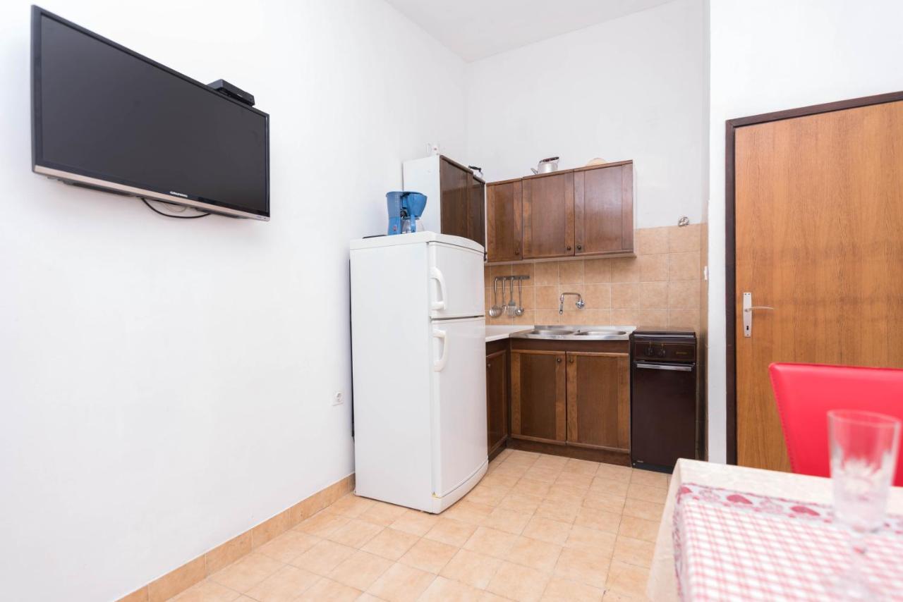 Apartments Salis Паг Екстер'єр фото